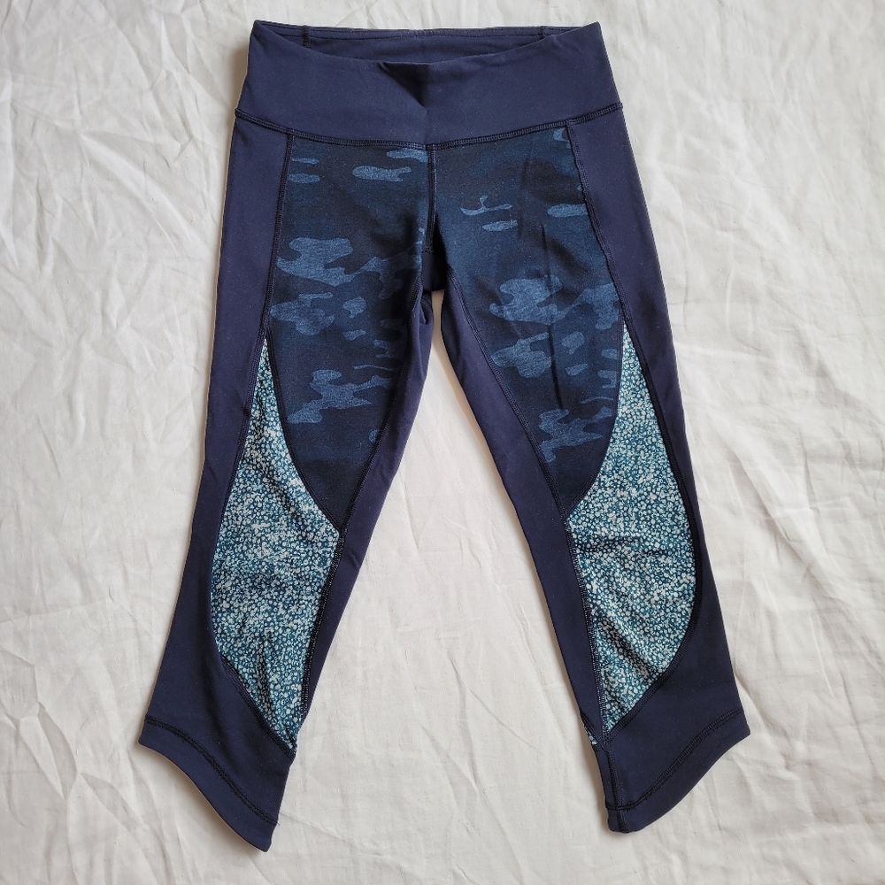 Wunder Under Crop *Full-On Luon, lululemon size 4